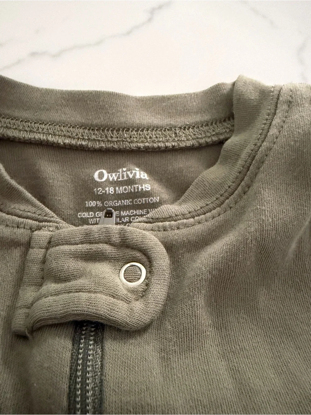 Carter’s & other 12 month 9 piece baby bundle. Like New & EUC